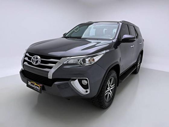 TOYOTA HILUX SW4 2.7 SRV 7 LUGARES 4X2 16V FLEX 4P AUTOMÁTICO TOYOTA HILUX SW4 2.7 SRV 7 LUGARES 4X2 16V FLEX 4P AUTOMÁTICO